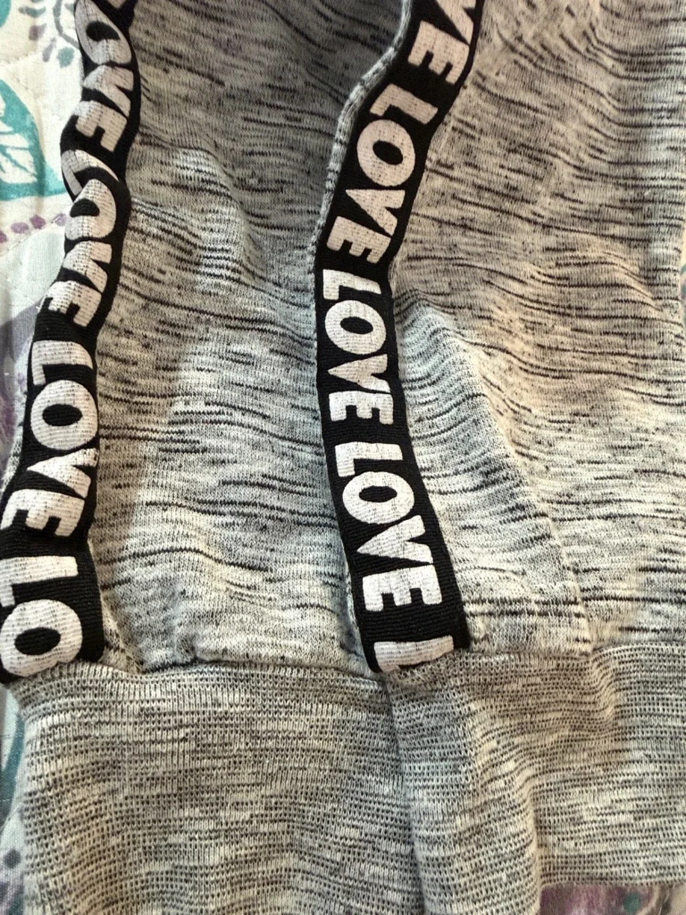 Laugh Love Graphic Tee and Gray Sweatpants from Five Below Size S Juniors